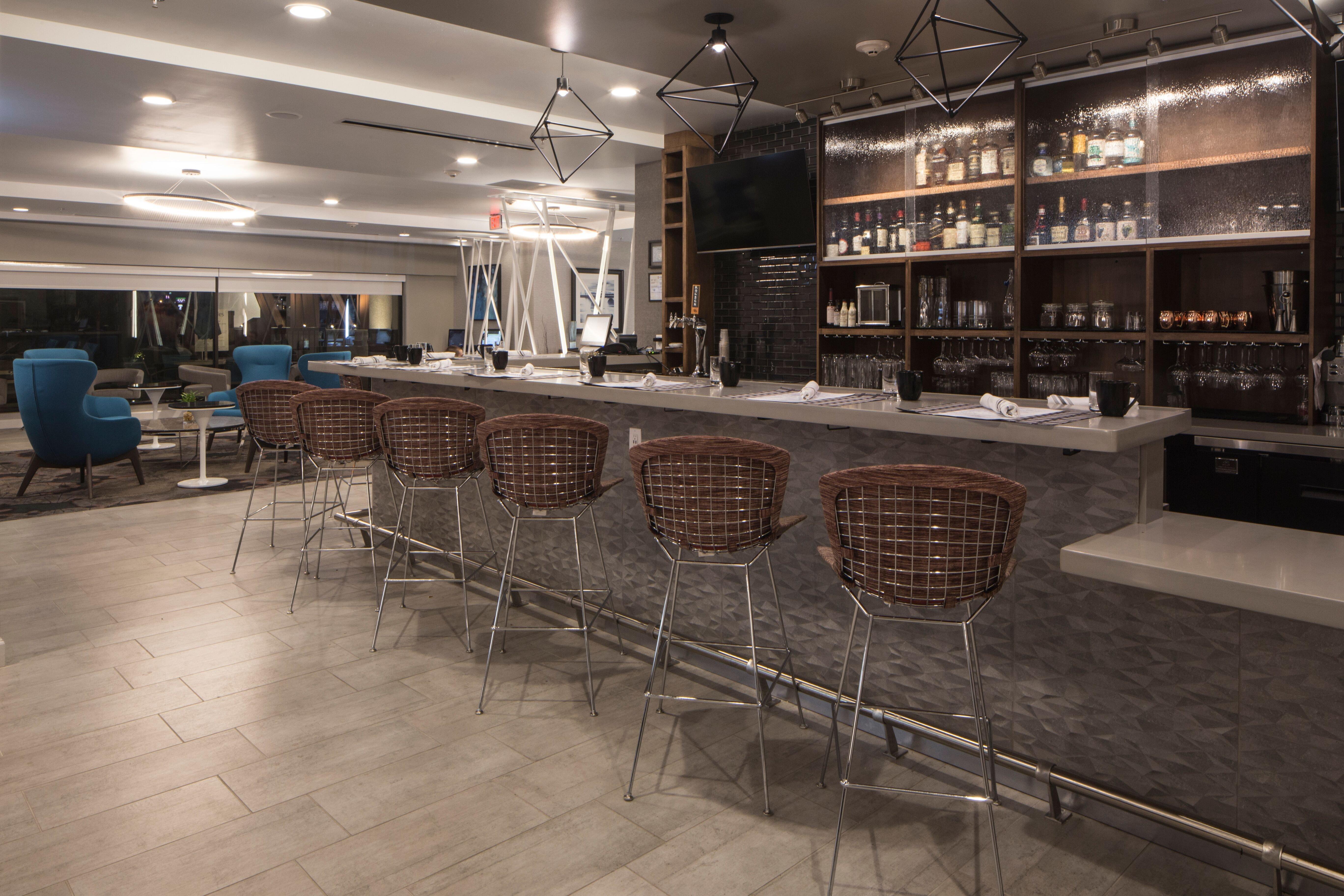 哈里斯堡英迪格酒店-赫尔塞 外观 照片